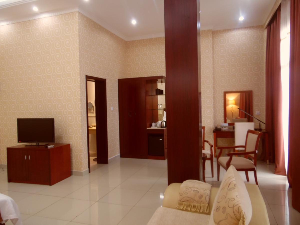 Hotel Belair Residence Bujumbura Bagian luar foto